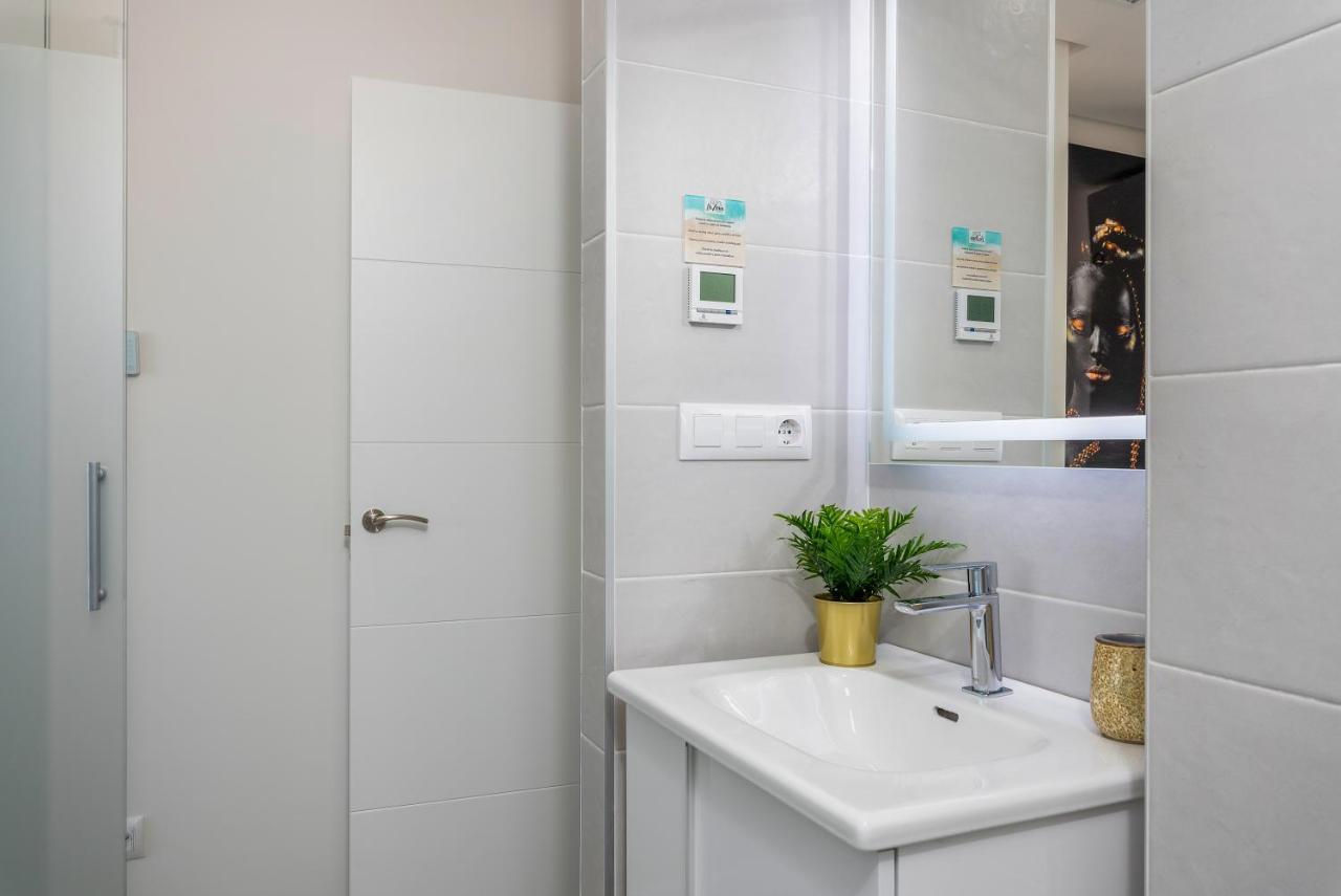 La Zenia Cocoon - Luxury Penthouse With Jacuzzi, 2 Pools, Indoor Heated Pool, Sauna, Gym, Playstation Apartment Dehesa de Campoamor  Bagian luar foto