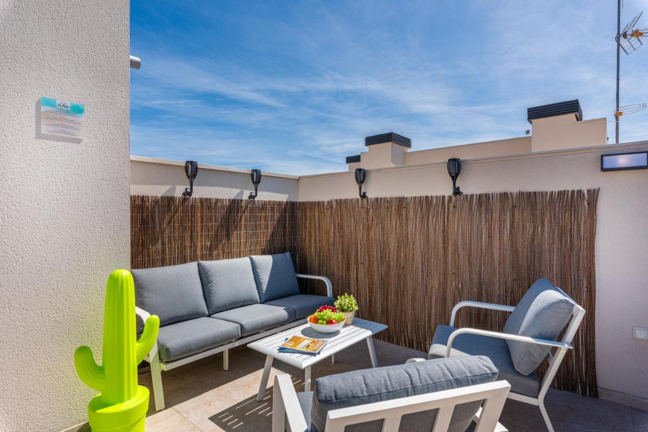 La Zenia Cocoon - Luxury Penthouse With Jacuzzi, 2 Pools, Indoor Heated Pool, Sauna, Gym, Playstation Apartment Dehesa de Campoamor  Bagian luar foto