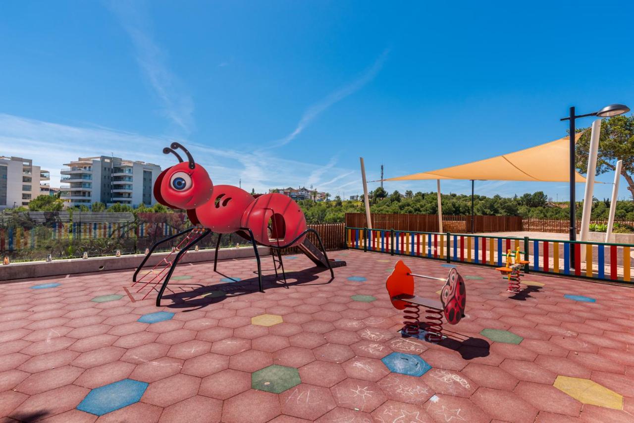 La Zenia Cocoon - Luxury Penthouse With Jacuzzi, 2 Pools, Indoor Heated Pool, Sauna, Gym, Playstation Apartment Dehesa de Campoamor  Bagian luar foto