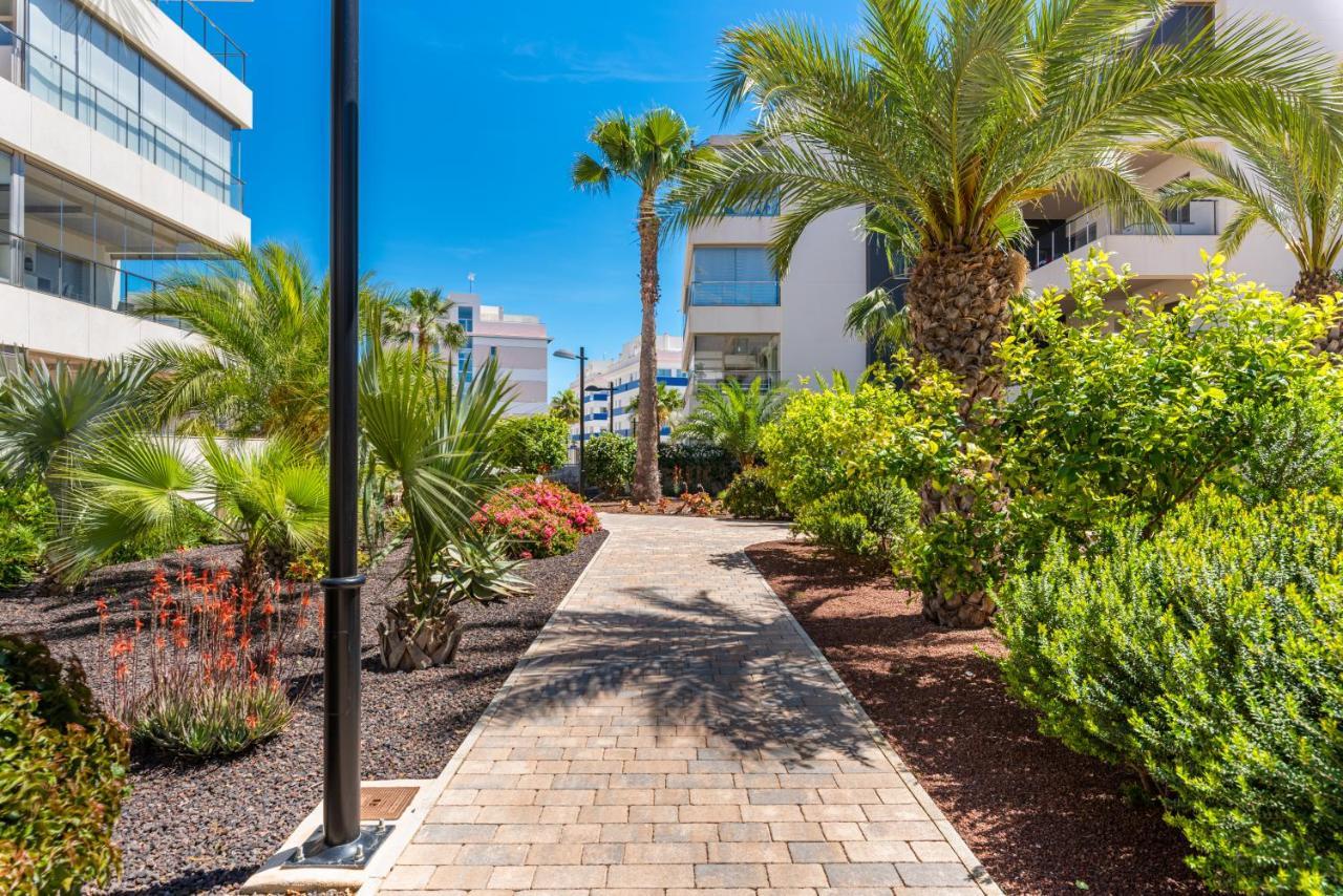 La Zenia Cocoon - Luxury Penthouse With Jacuzzi, 2 Pools, Indoor Heated Pool, Sauna, Gym, Playstation Apartment Dehesa de Campoamor  Bagian luar foto