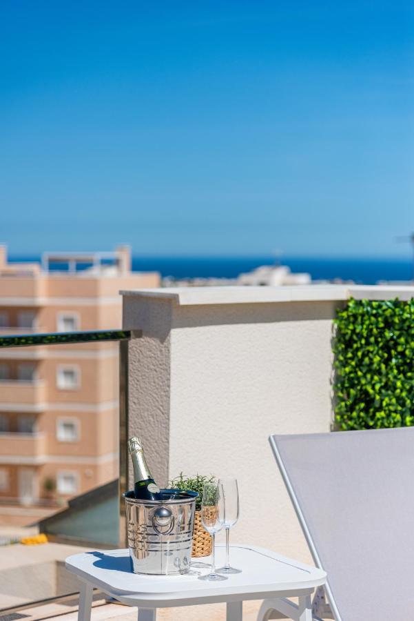 La Zenia Cocoon - Luxury Penthouse With Jacuzzi, 2 Pools, Indoor Heated Pool, Sauna, Gym, Playstation Apartment Dehesa de Campoamor  Bagian luar foto